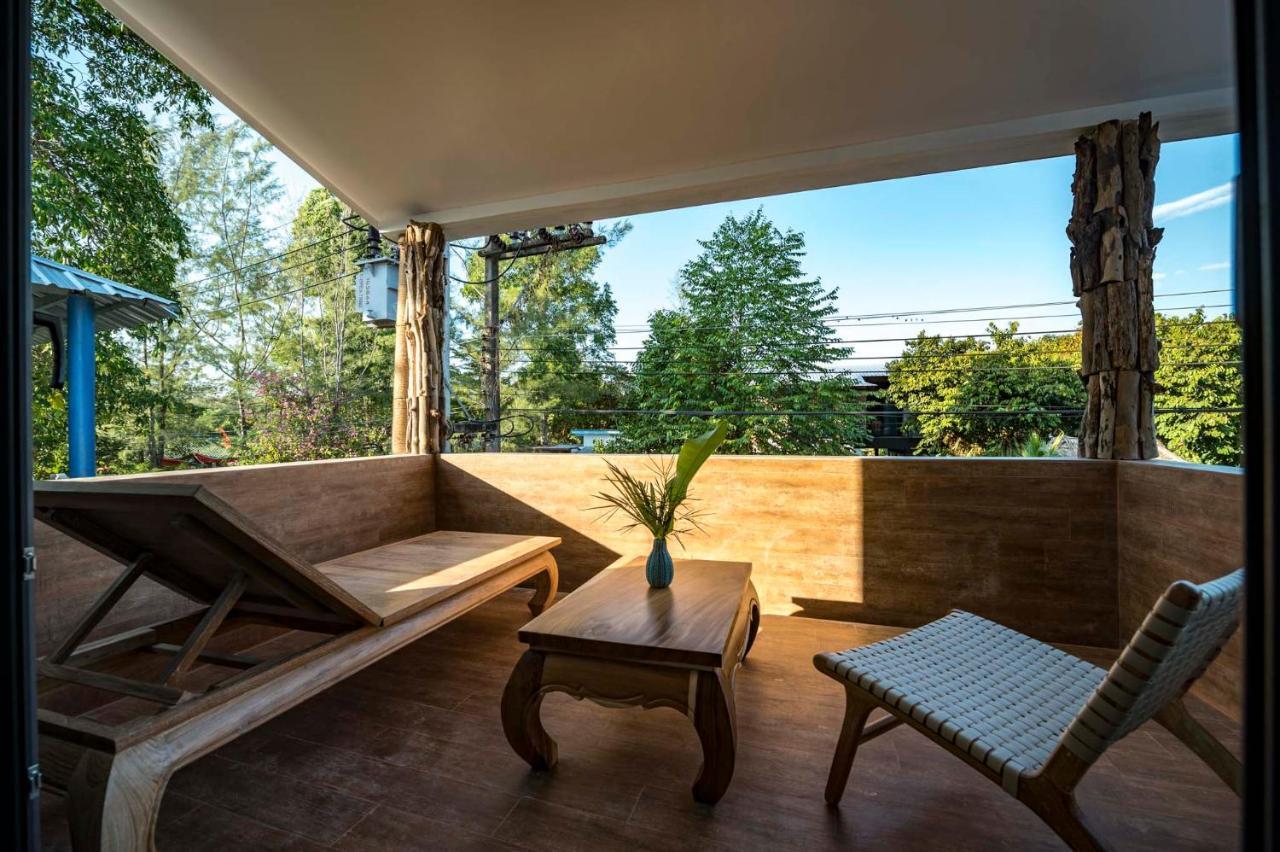 By The Sea Koh Mak Boutique Guesthouse Bagian luar foto