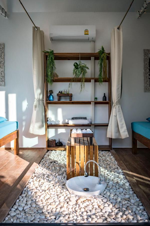 By The Sea Koh Mak Boutique Guesthouse Bagian luar foto